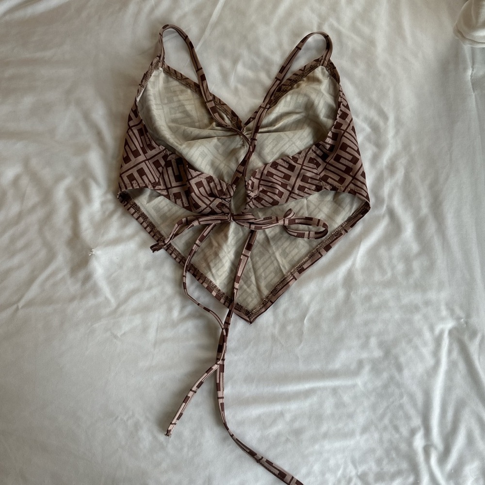 Crop top - Picture 2 of 2